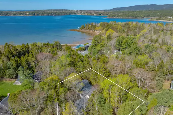 Mount Desert, ME 04662,26 Tennis Club RD