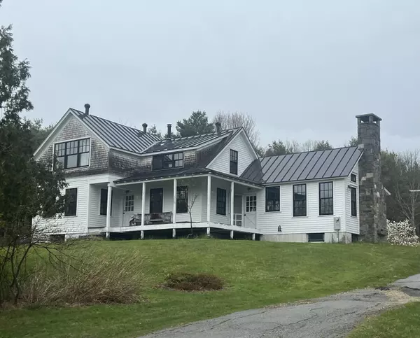 841 Hatchet Mountain RD, Hope, ME 04847
