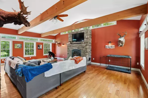 Winthrop, ME 04364,17 South RD