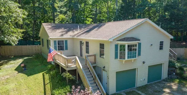 Waterboro, ME 04061,62 Crescent DR