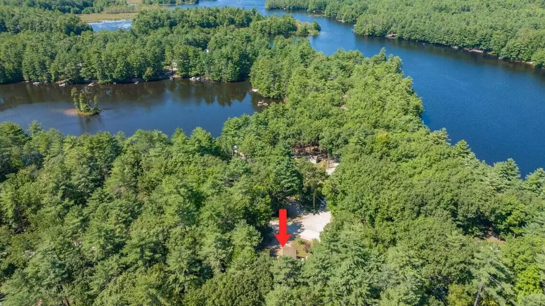 62 Crescent DR, Waterboro, ME 04061