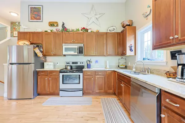 Bridgton, ME 04009,8 Codys WAY