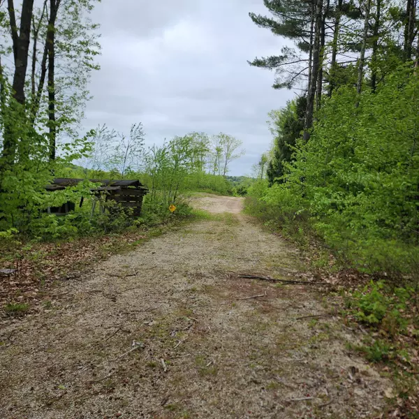 Gray, ME 04039,76 Mayall RD