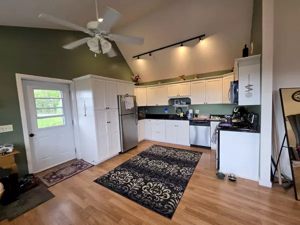 Wilton, ME 04294,943 Orchard DR