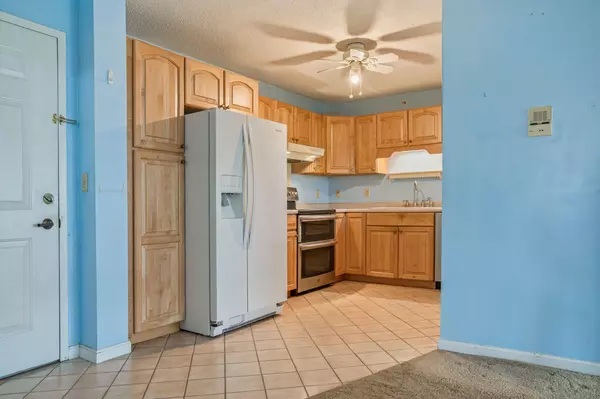 Old Orchard Beach, ME 04064,215 E Grand AVE #206