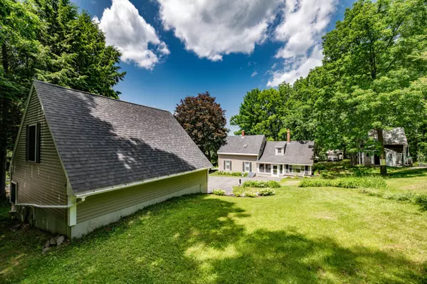 Pittston, ME 04345,626 Wiscasset RD