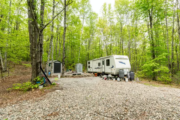 Newfield, ME 04095,84 Hobbs RD