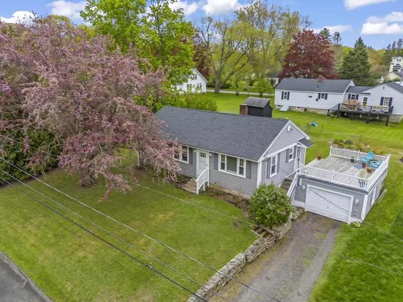 7 Hewey ST, Lisbon, ME 04252
