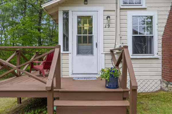 Casco, ME 04015,19 Pond View WAY