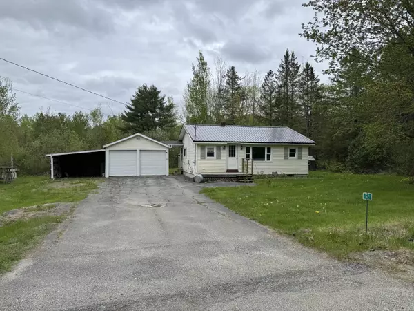 52 Levensellar RD, Eddington, ME 04428