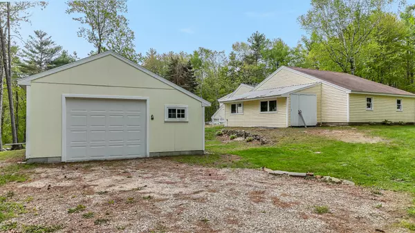 Lyman, ME 04002,19 Rumery RD