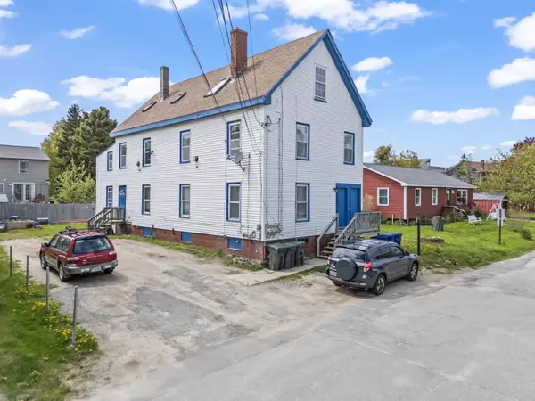 South Portland, ME 04106,69 Stanford ST