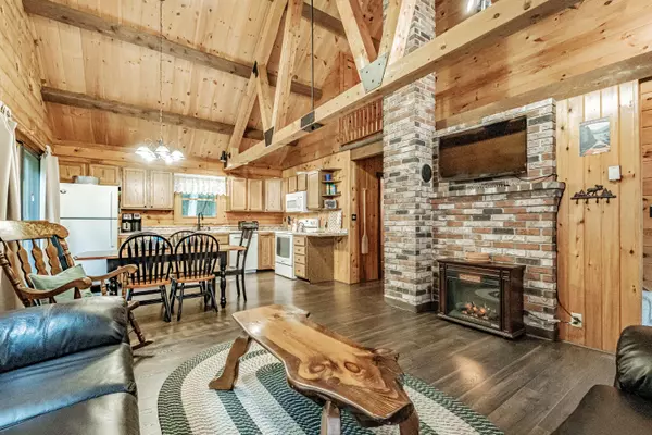 Norway, ME 04268,134 Valhalla LN