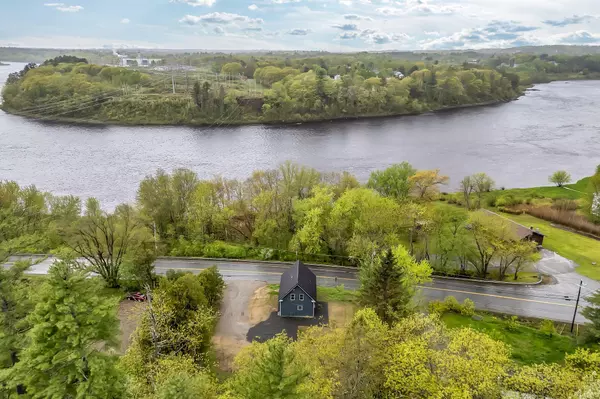 61 Main RD, Eddington, ME 04428