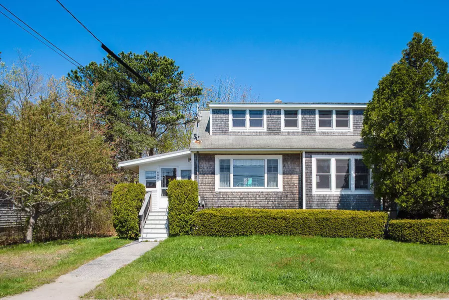 688 Kings Highway HWY, Kennebunkport, ME 04046