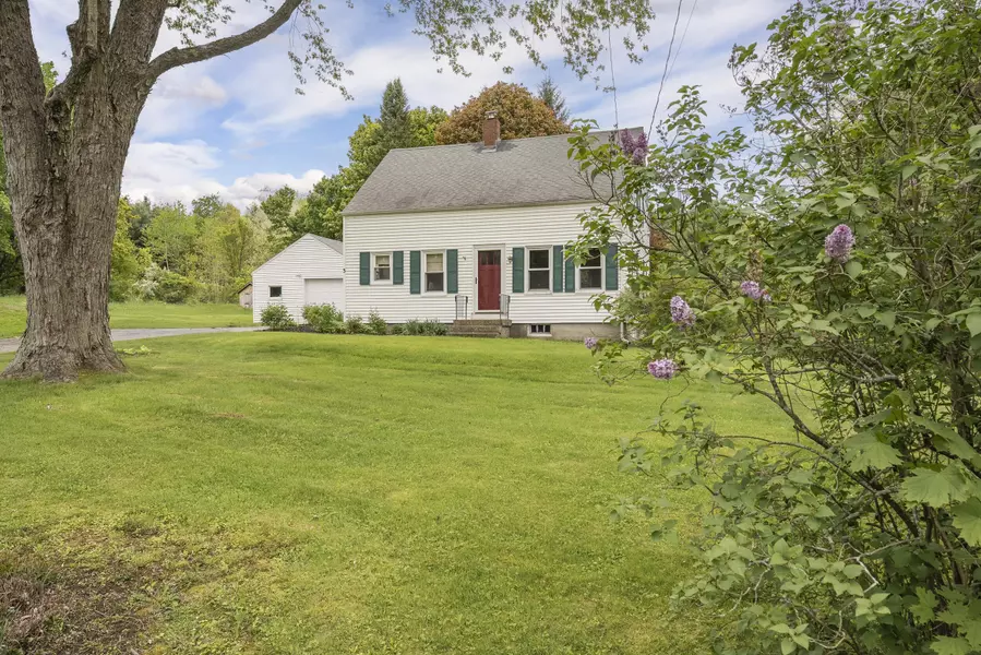 3 Plummer RD, Gorham, ME 04038