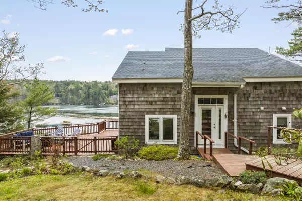 Boothbay Harbor, ME 04538,35 Barrows RD