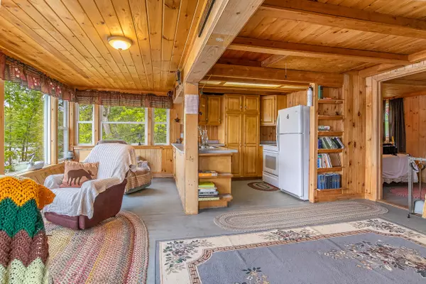 Waterboro, ME 04030,72 Logan CIR