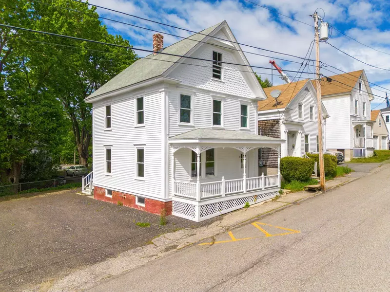 31 Bath ST, Bath, ME 04530
