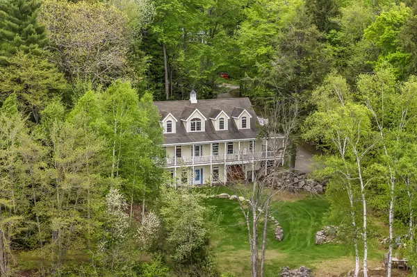 Saint Albans, ME 04971,700 Pond RD