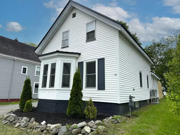 70 Pearl ST, Bangor, ME 04401