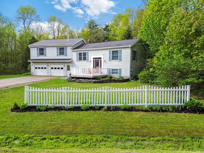 25 Parmenter TER, China, ME 04358