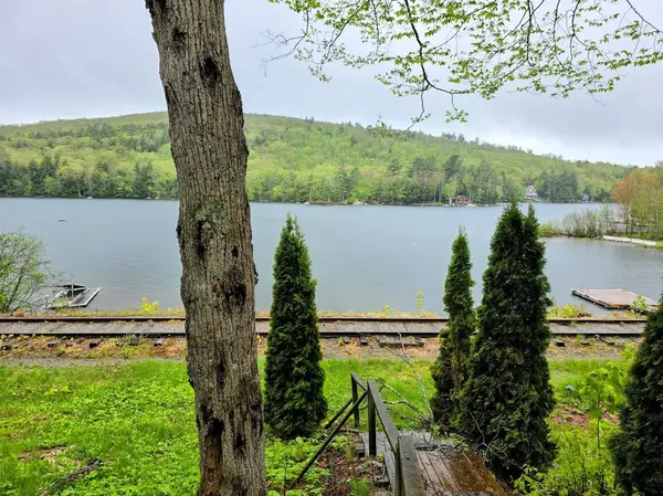 9 Highland DR, Dedham, ME 04429
