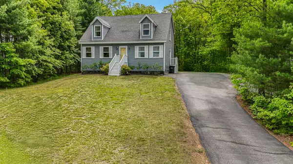 6 Emerald CT, Berwick, ME 03901