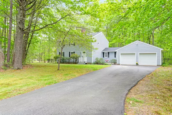 Berwick, ME 03901,40 Tall Timbers DR