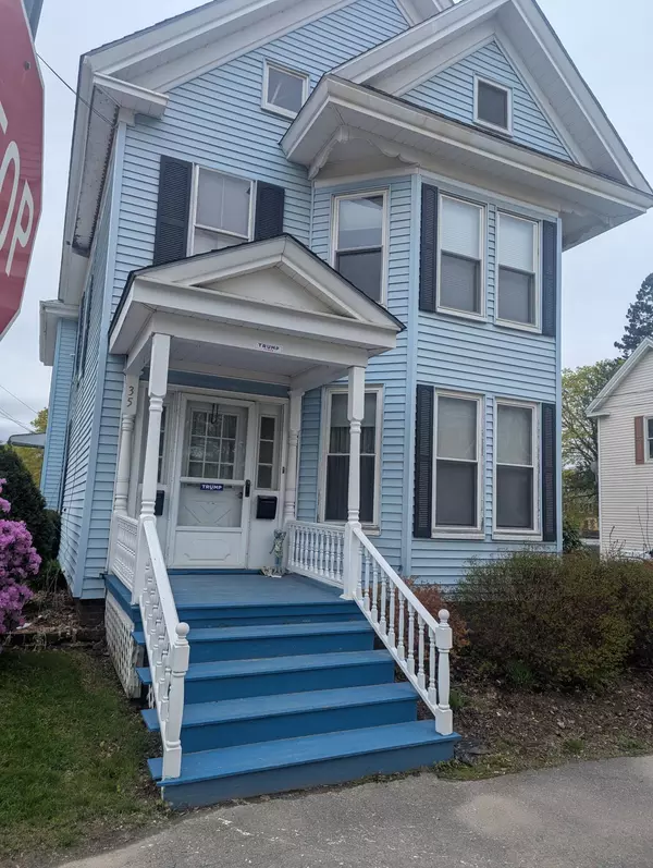 35 Brimmer ST, Brewer, ME 04412