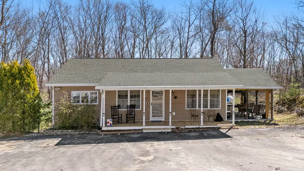 214 Gore RD, Naples, ME 04055