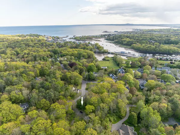 6 Wildes District RD, Kennebunkport, ME 04046