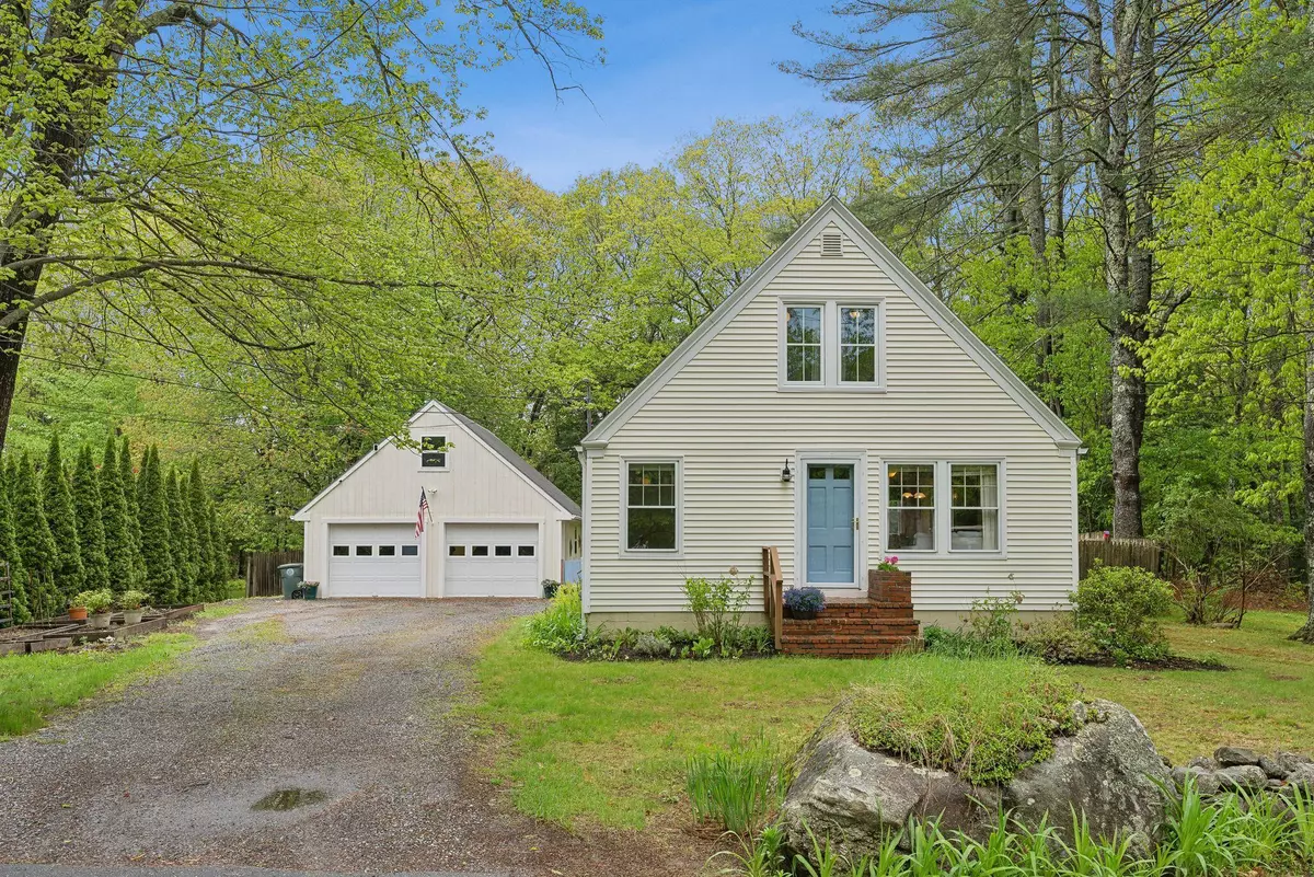 Westbrook, ME 04092,143 Mast RD