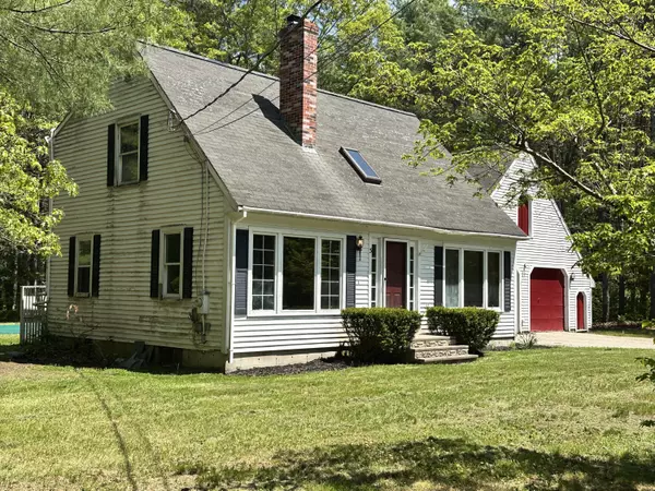 Kennebunk, ME 04043,3 Harding WAY