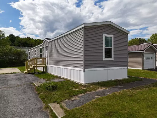 Sabattus, ME 04280,5 Anita ST