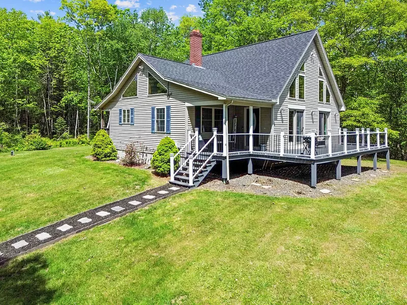 52 Casey RD, Windsor, ME 04363