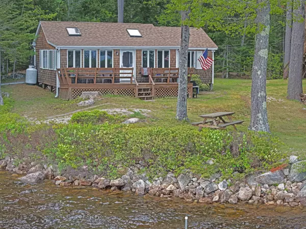 Surry, ME 04684,52 Carters Cove LN