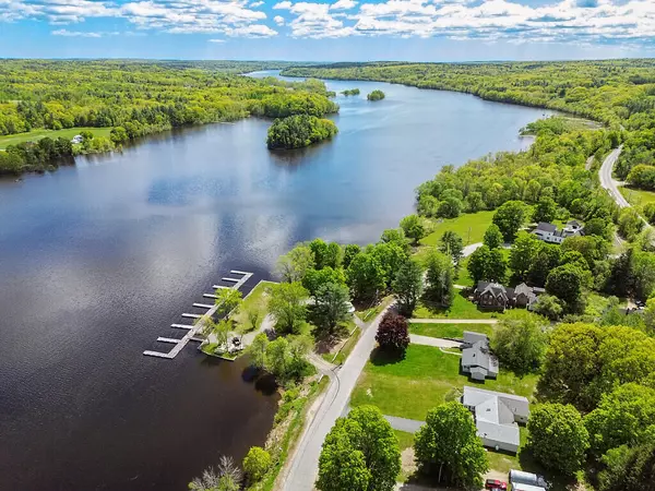 Gardiner, ME 04345,95 Riverview DR