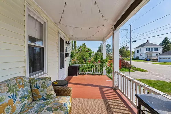 South Portland, ME 04106,38 Latham ST