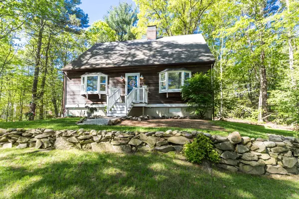 Kittery, ME 03904,68 Lewis RD