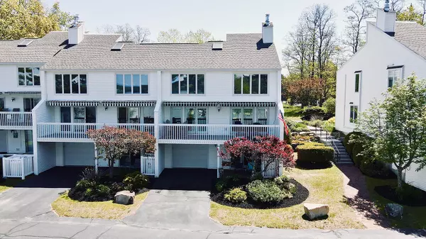 Naples, ME 04055,7 Goodridge DR #7