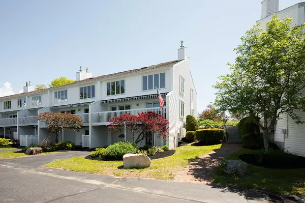 Naples, ME 04055,7 Goodridge DR #7