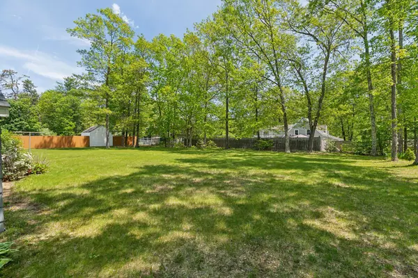 Sanford, ME 04073,129 Farview DR