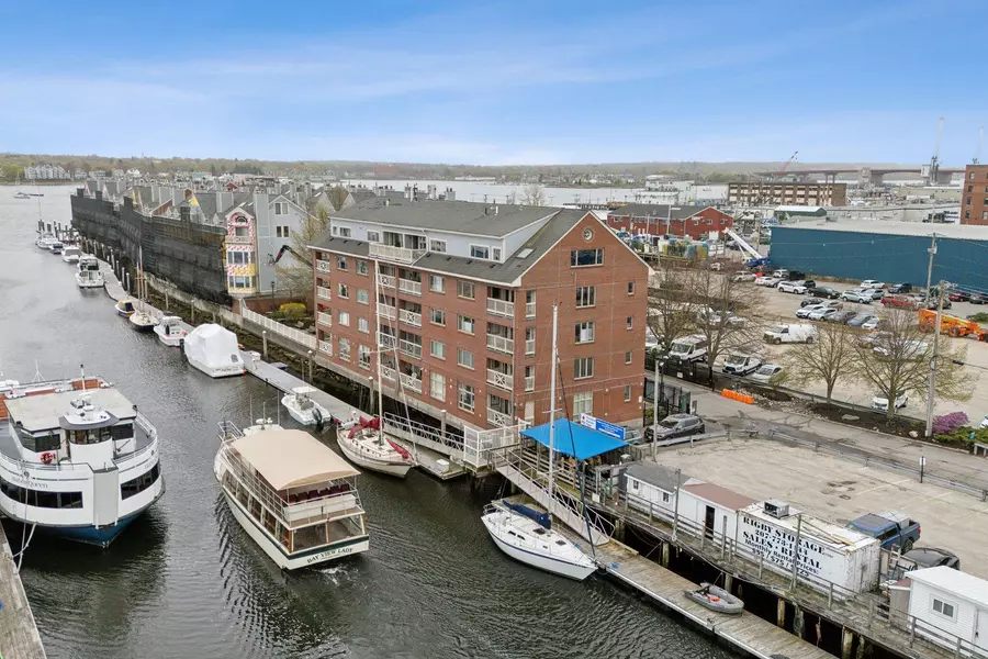 709 Chandlers Wharf #709, Portland, ME 04101