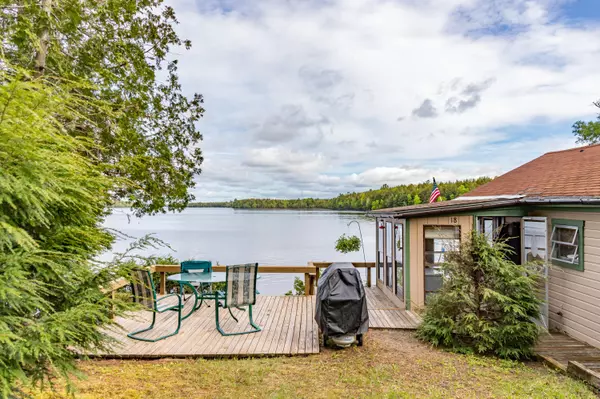 18 Breezy Knoll DR,  Princeton,  ME 04668