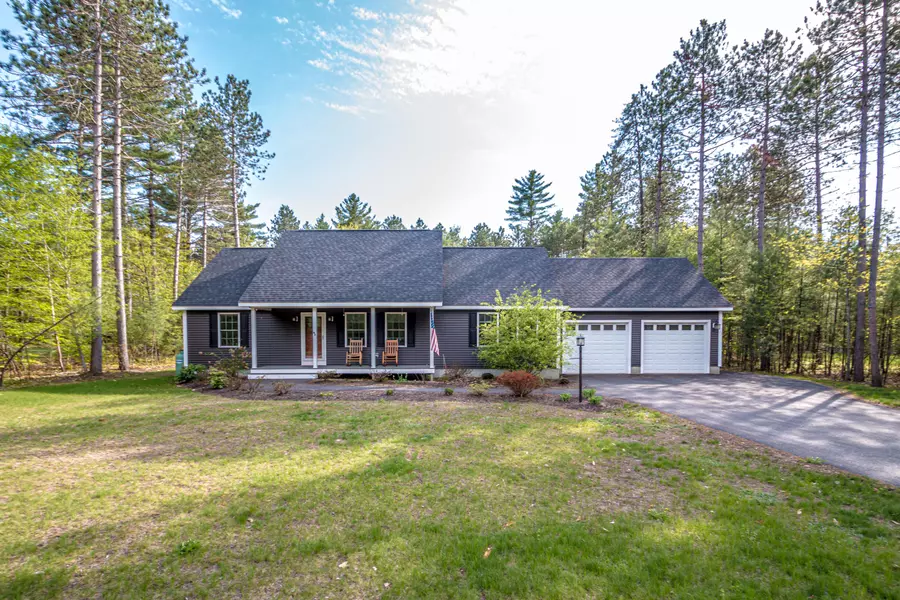 67 Christopher ST, Fryeburg, ME 04037
