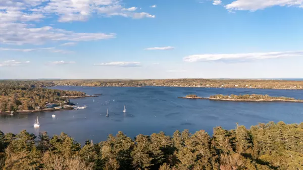 Boothbay Harbor, ME 04538,24 Nahanada RD