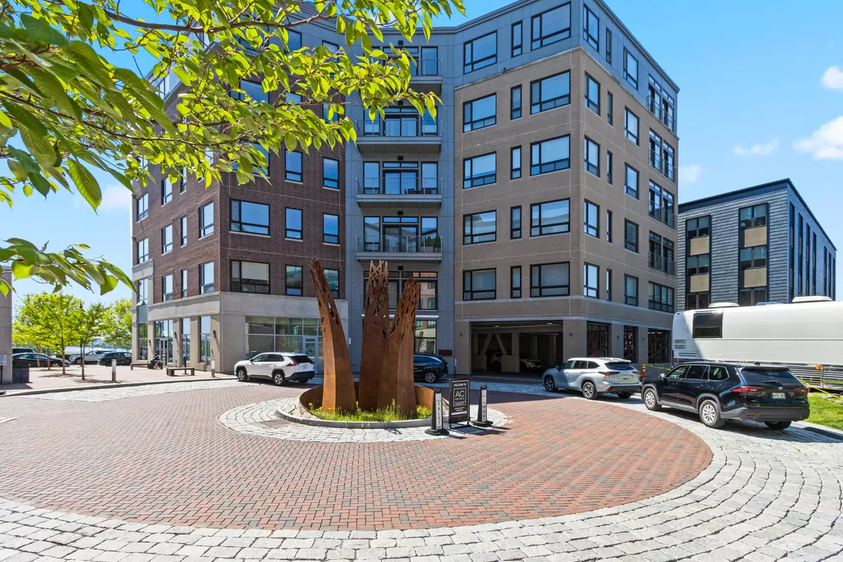 Portland, ME 04101,166 Fore ST #31