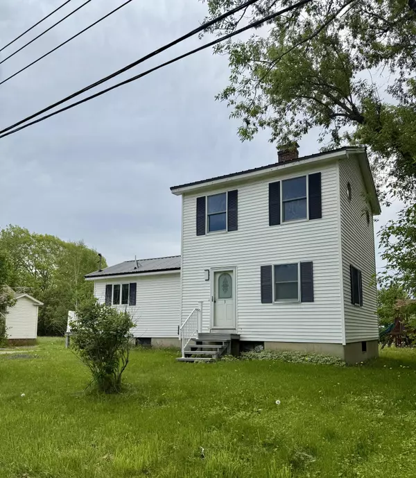 Howland, ME 04448,3 Grove ST