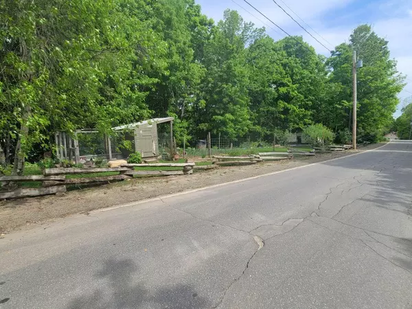 Freedom, ME 04941,33 High ST